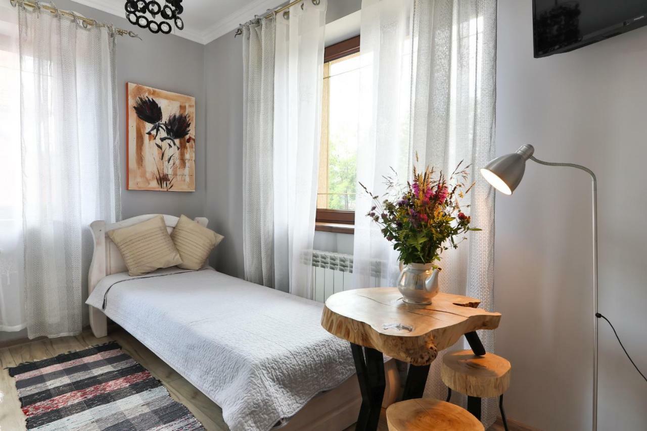 Pokoje Goscinne Rozek Poronin Extérieur photo
